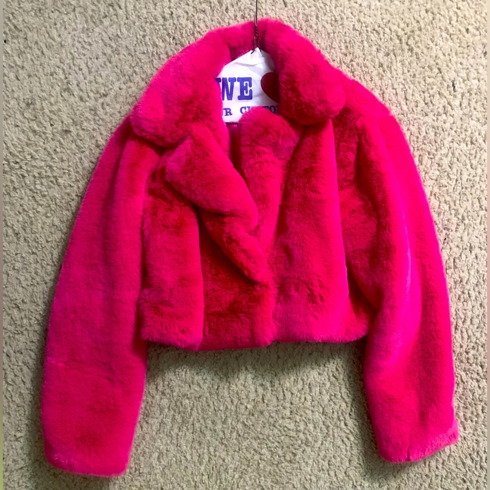 COPY - Forever 21 Hot Pink Cropped Faux Fur Jacket